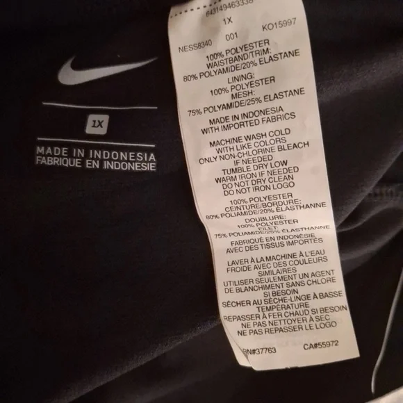 Nike Women's Black Athletic Shorts - Picture 6 of 7